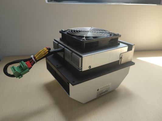 Ψύκτης αέρα προς αέρα 100W 12VDC που προσφέρει ευελιξία σχεδιασμού με αξιοπιστία στερεάς κατάστασης